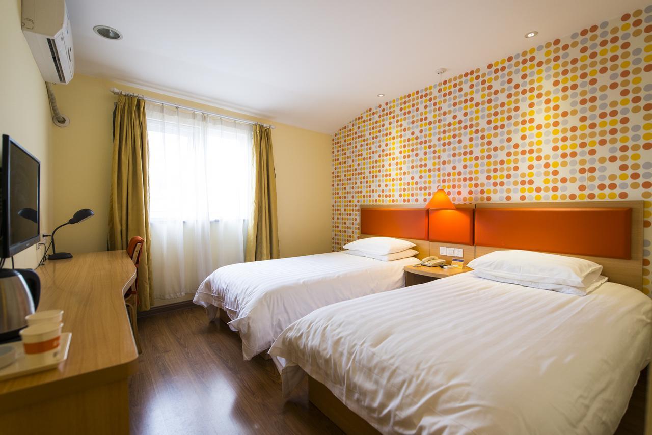 Home Inn Shanghai Century Park Exterior photo
